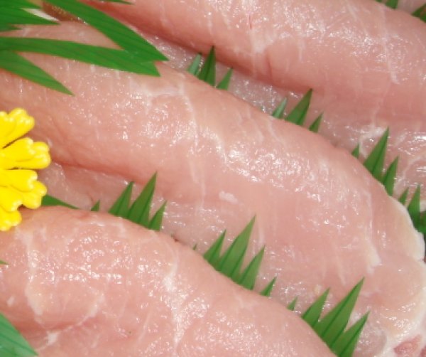 画像1: 【肉の匠 テラオカ】大阪プレミアムポーク 豚ロースステーキ　１枚約１００ｇ (1)